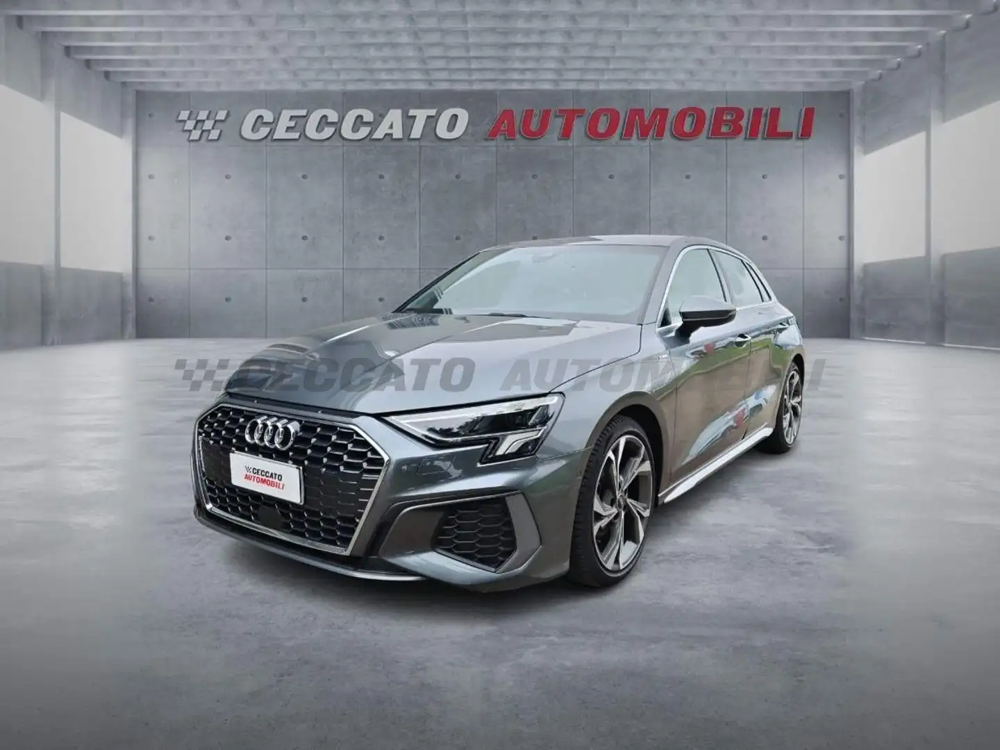 Audi A3 IV 2020 Sportback Sportback 30 2.0 tdi S line edi Grigio - 1