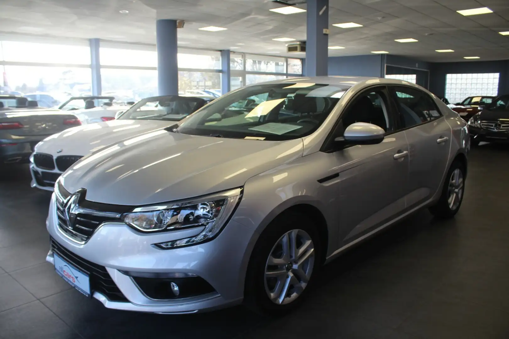Renault Megane TCe 115 - Klima - PDC - Silber - 2