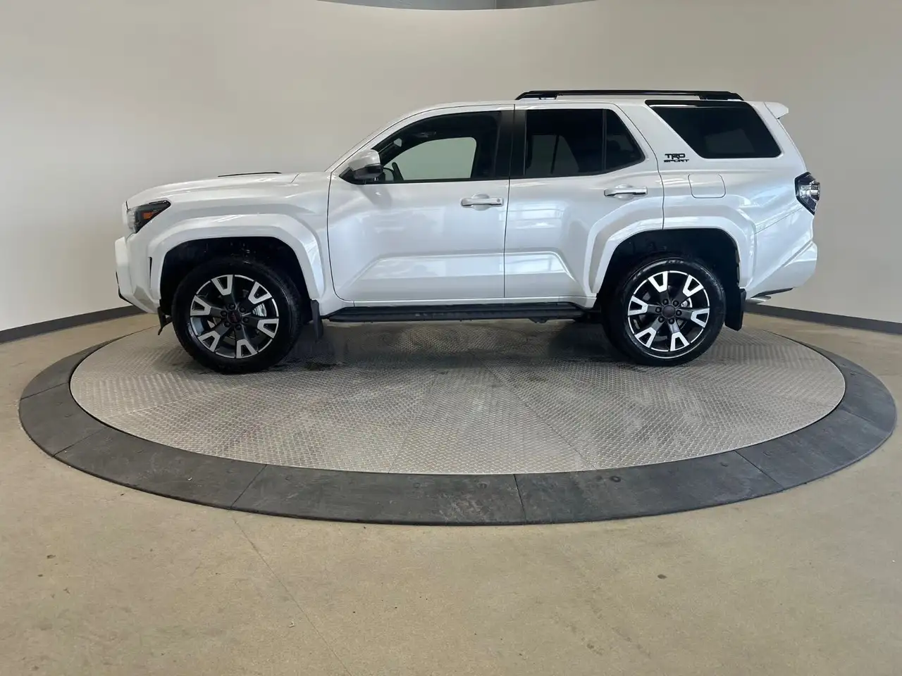 Toyota 4-Runner снимка Toyota 4-Runner