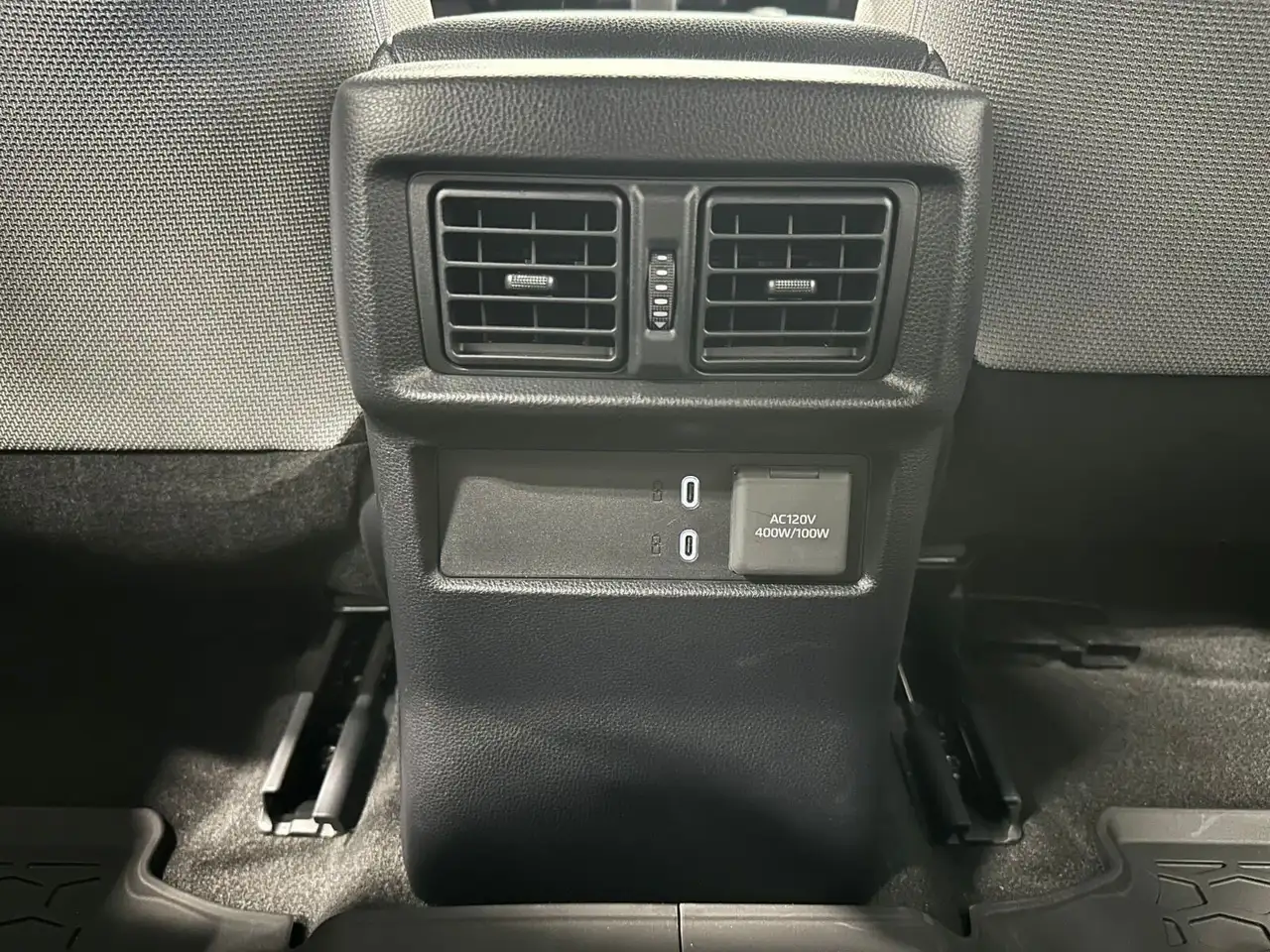 Toyota 4-Runner снимка Toyota 4-Runner