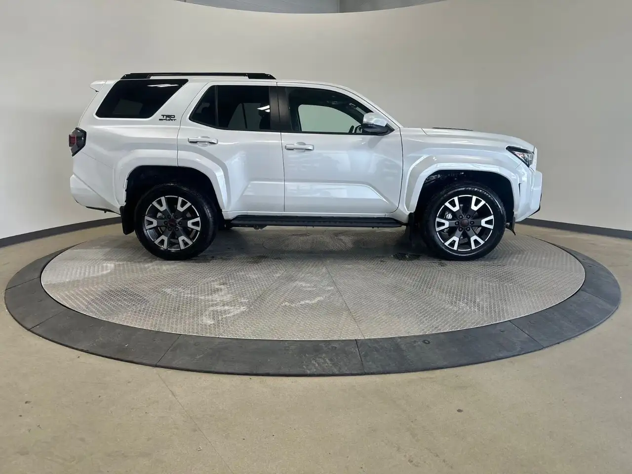 Toyota 4-Runner снимка Toyota 4-Runner