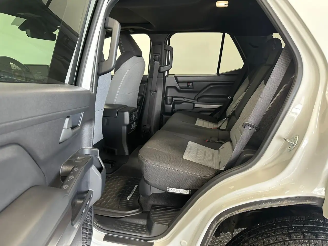 Toyota 4-Runner снимка Toyota 4-Runner
