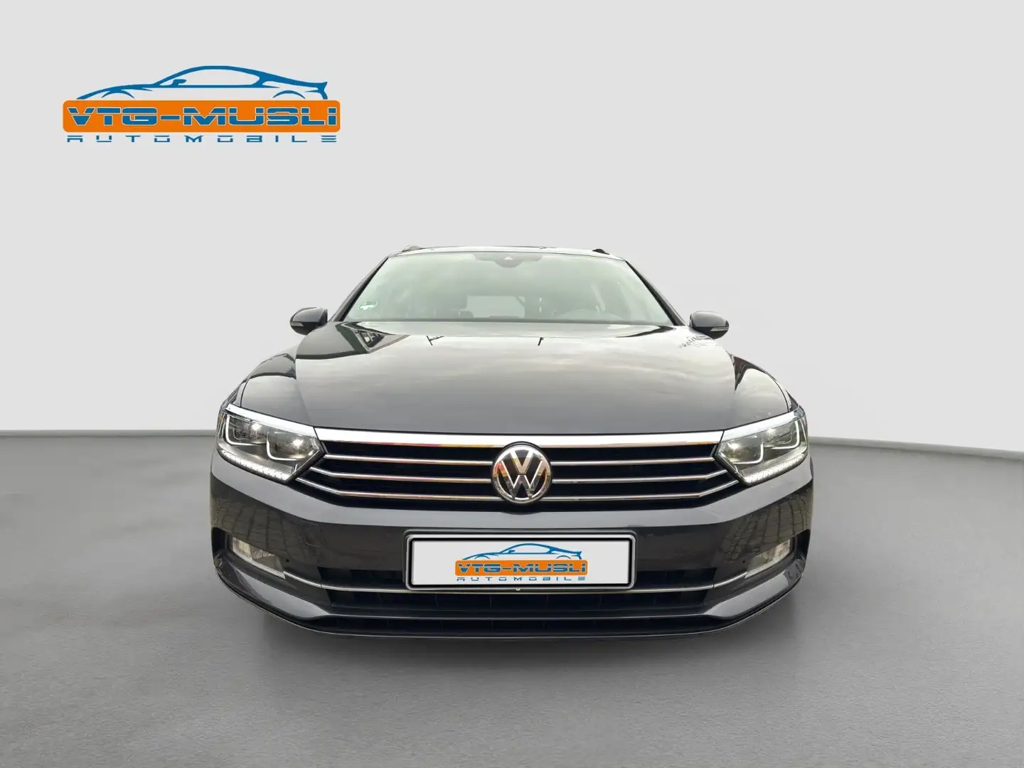 Volkswagen Passat Variant Passat Var. 2.0 TDI-150 PS-DSG-Leder Gris - 2