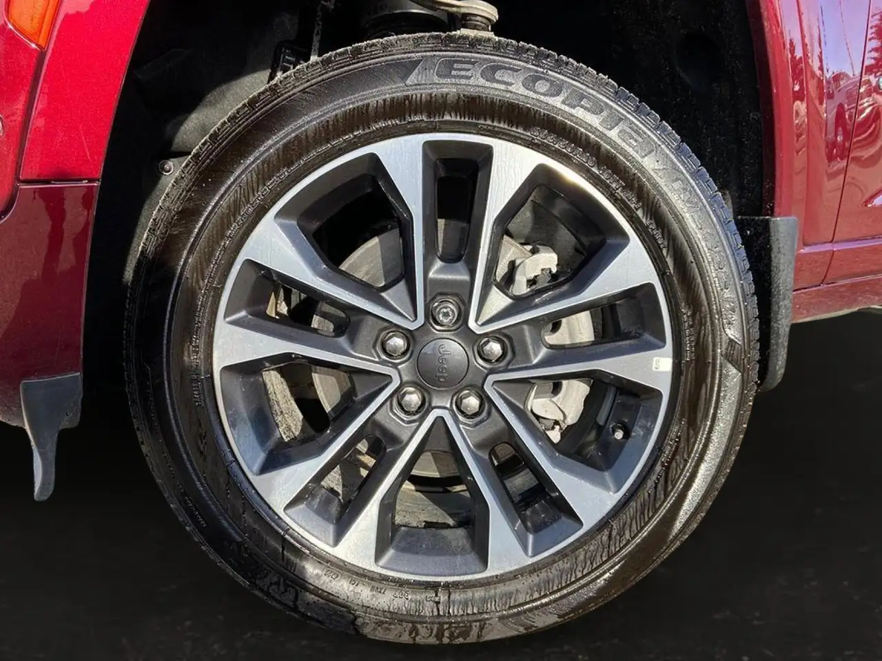 Jeep Grand Cherokee снимка Jeep Grand Cherokee
