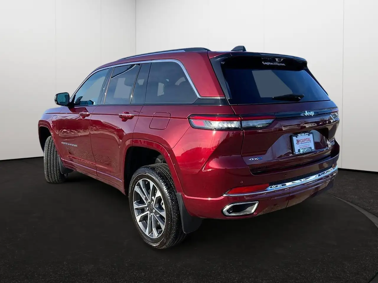 Jeep Grand Cherokee снимка Jeep Grand Cherokee