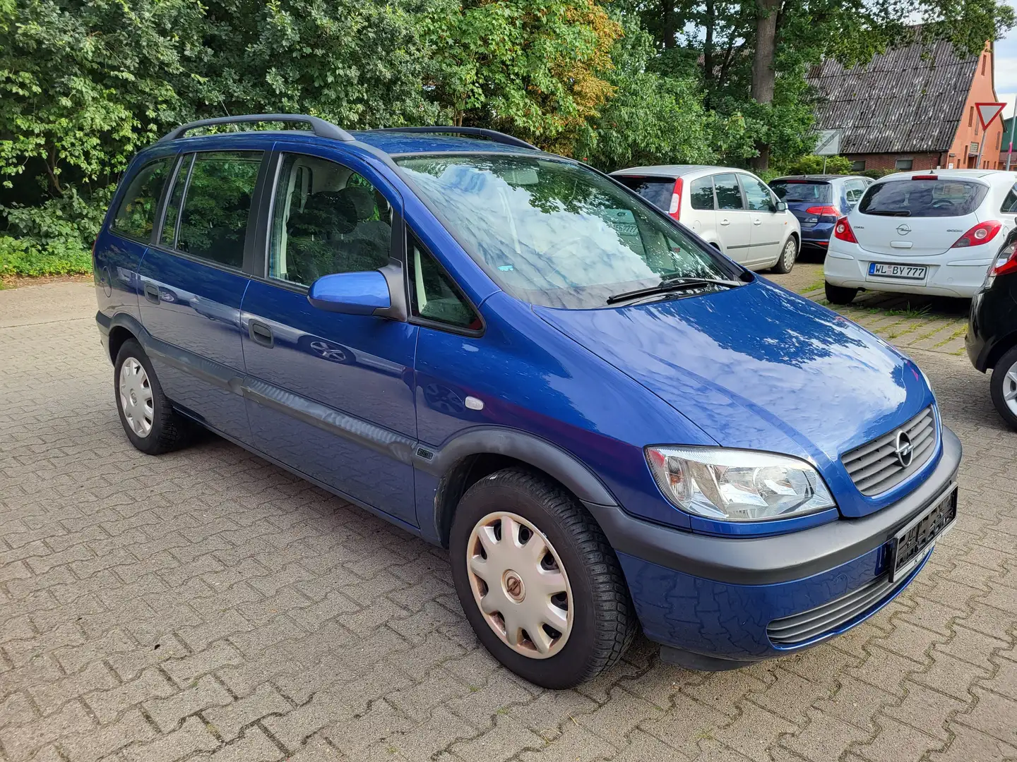 Opel Zafira Selection Free 1,8L 7Sitzer Blau - 2