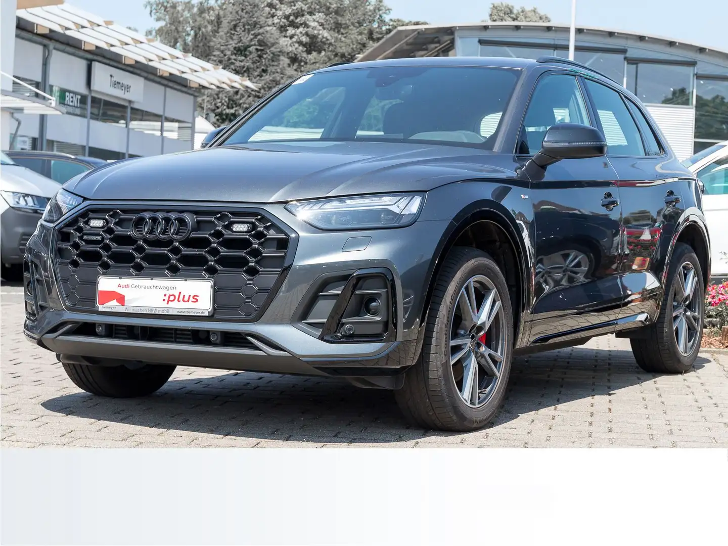 Audi Q5 40 TFSI Q S LINE COMPETITION+ LM19 MATRIX AHK Grau - 2