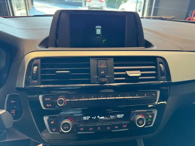 BMW 1 Series view 13