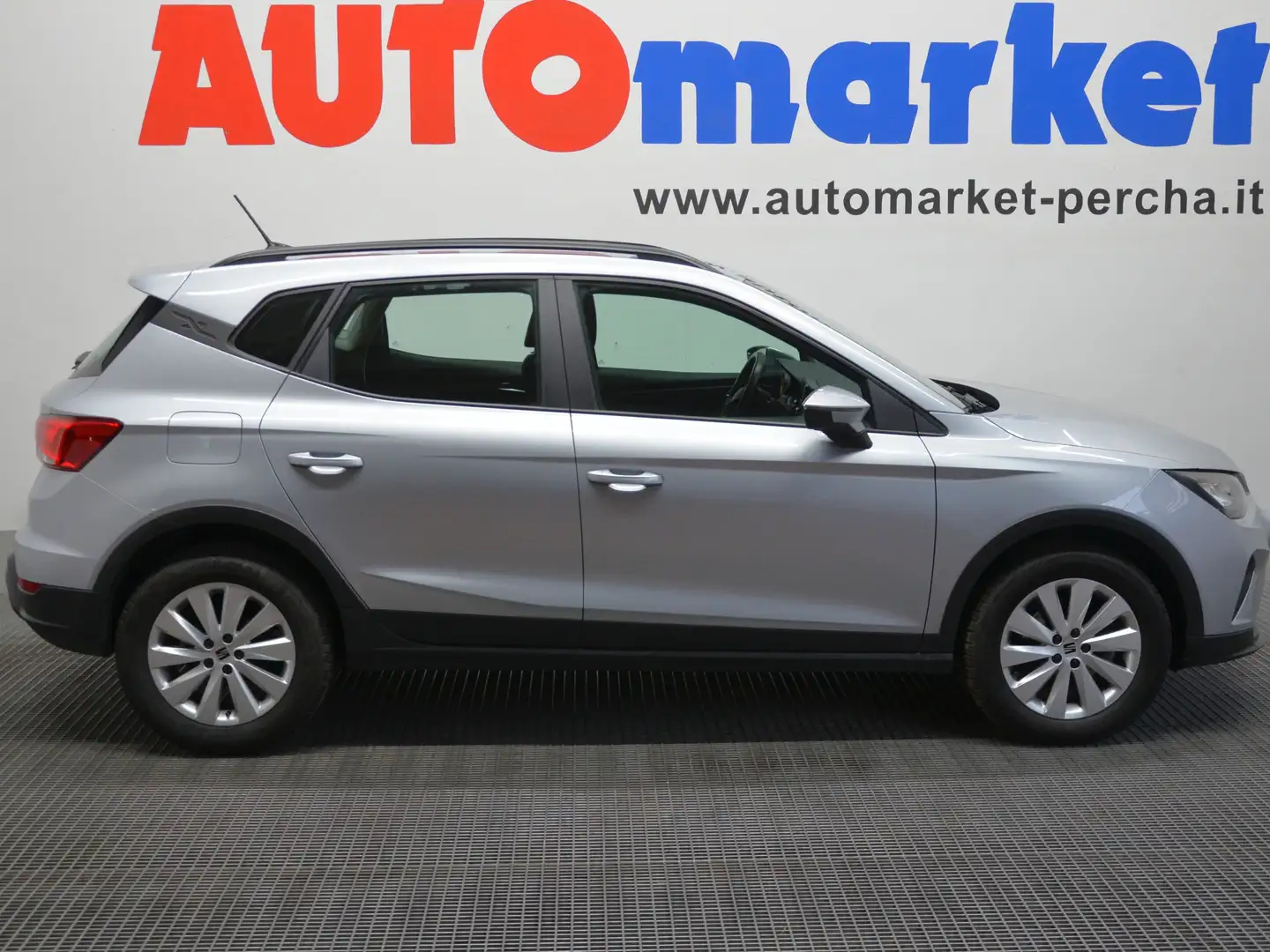 SEAT Arona 1.0 ECO TSI STYLE Argento - 1