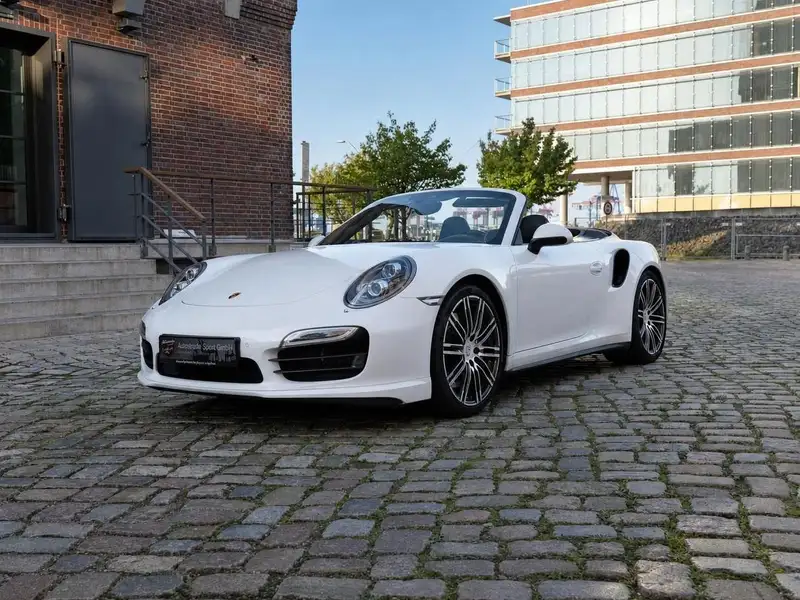Porsche 911 Turbo Cabriolet – Foto 1 von 39