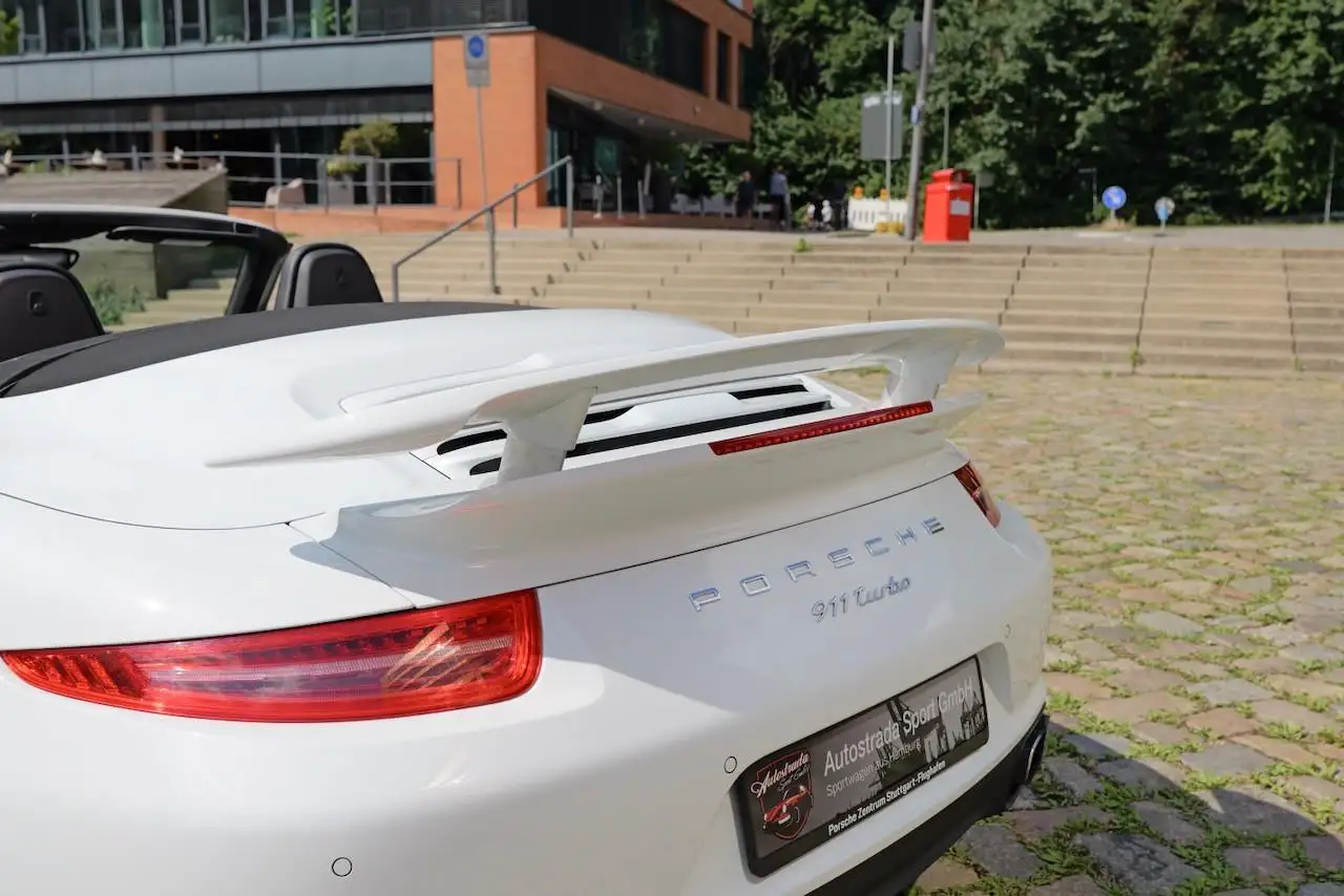 Porsche 911 Turbo Cabriolet – Foto 12