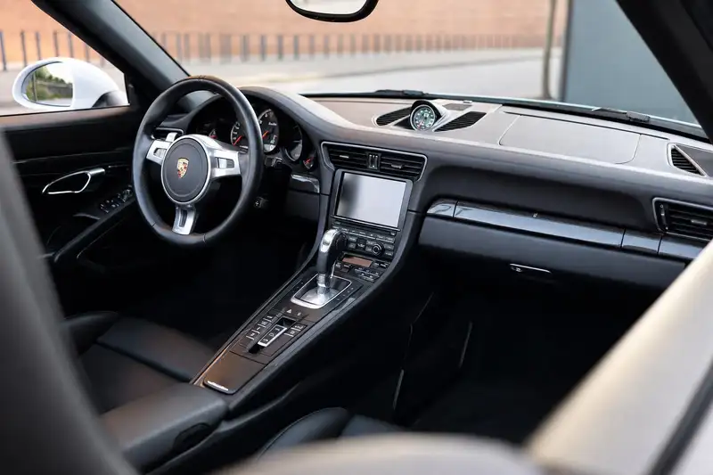 Porsche 911 Turbo Cabriolet – Foto 8