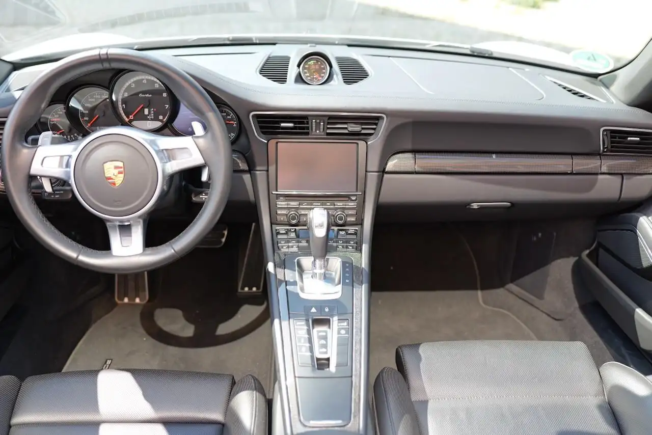 Porsche 911 Turbo Cabriolet – Foto 9