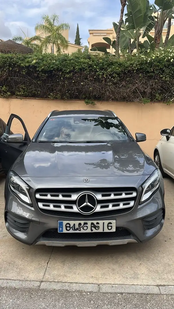 Mercedes-Benz GLA 200 7G-DCT AMG Line - 1