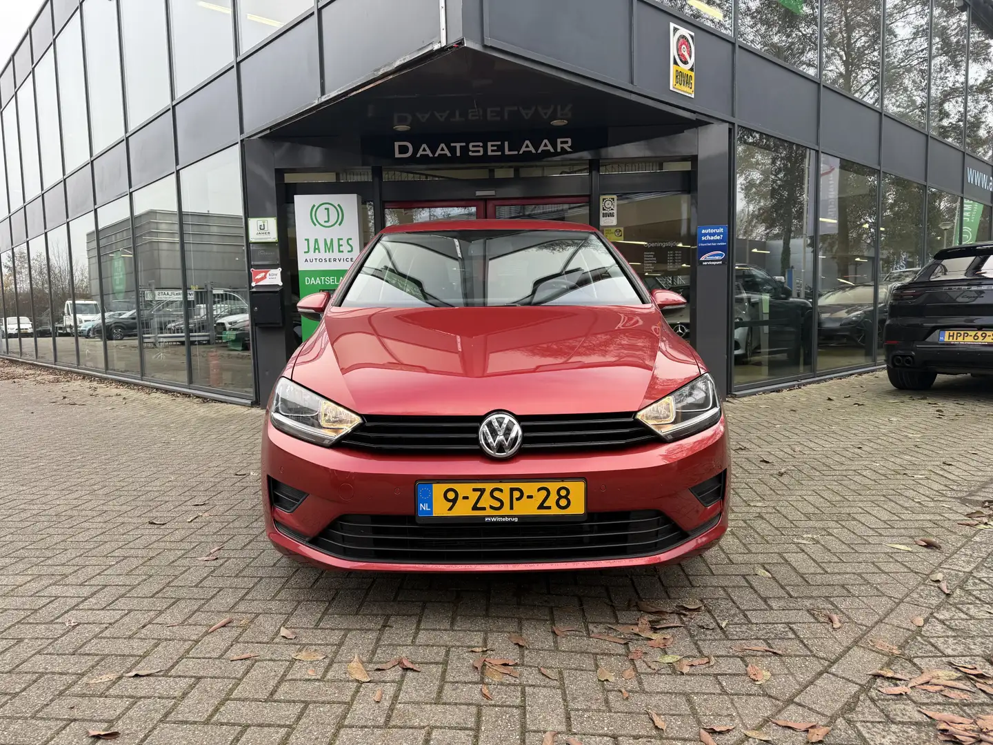 Volkswagen Golf Sportsvan 1.2 TSI Trendline Automaat Rosso - 2