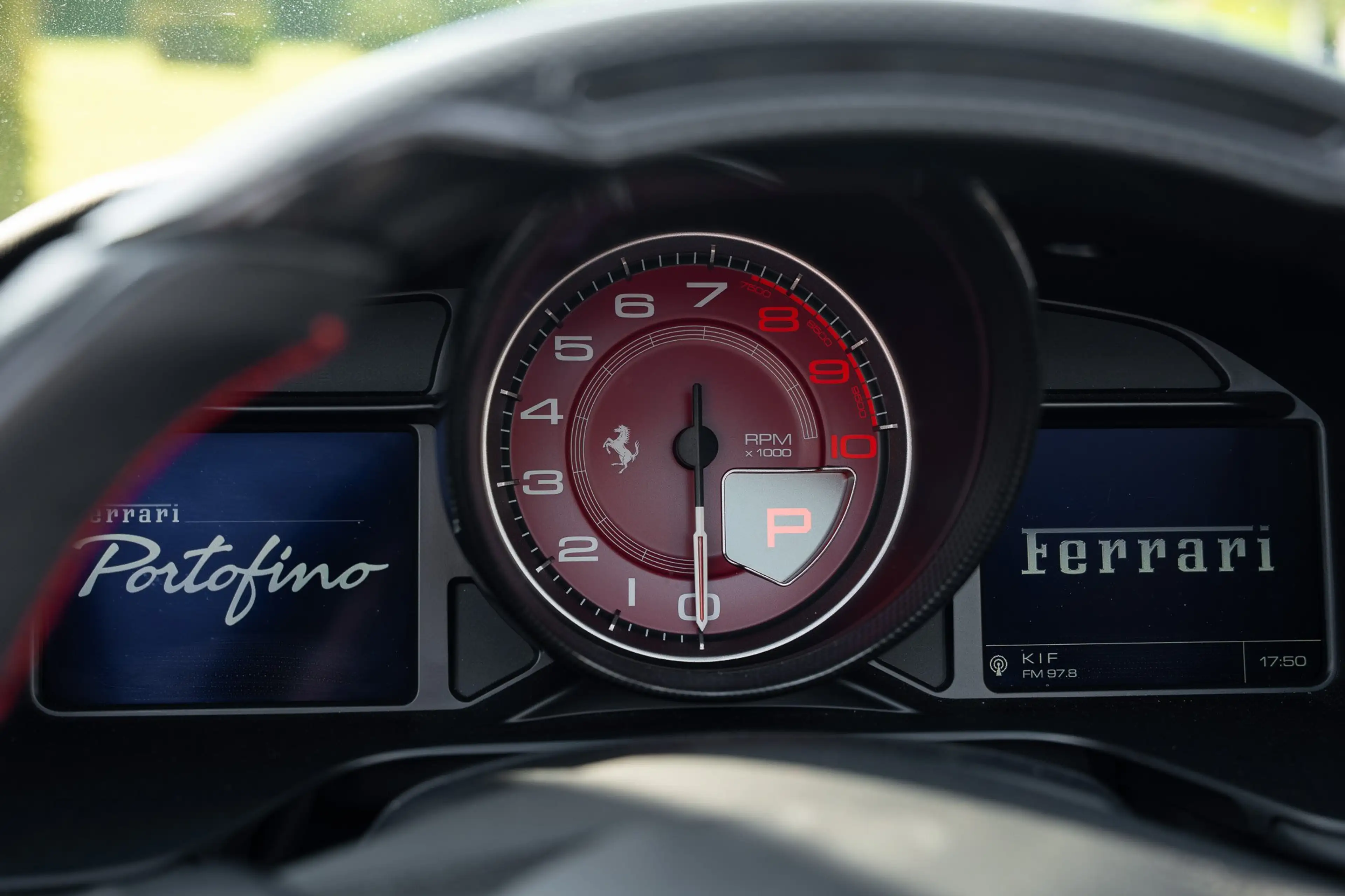 Ferrari Portofino 3.9 Twin-Turbo V8 / 1 Owner — photo 12