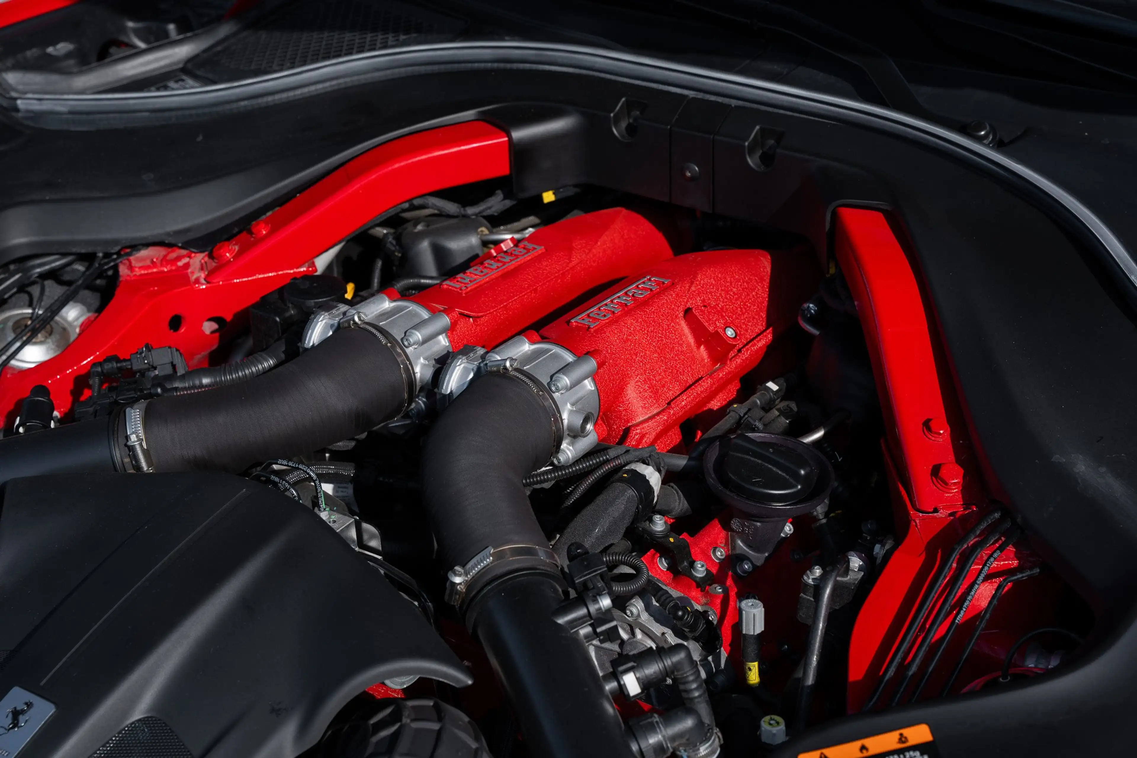 Ferrari Portofino 3.9 Twin-Turbo V8 / 1 Owner — photo 15