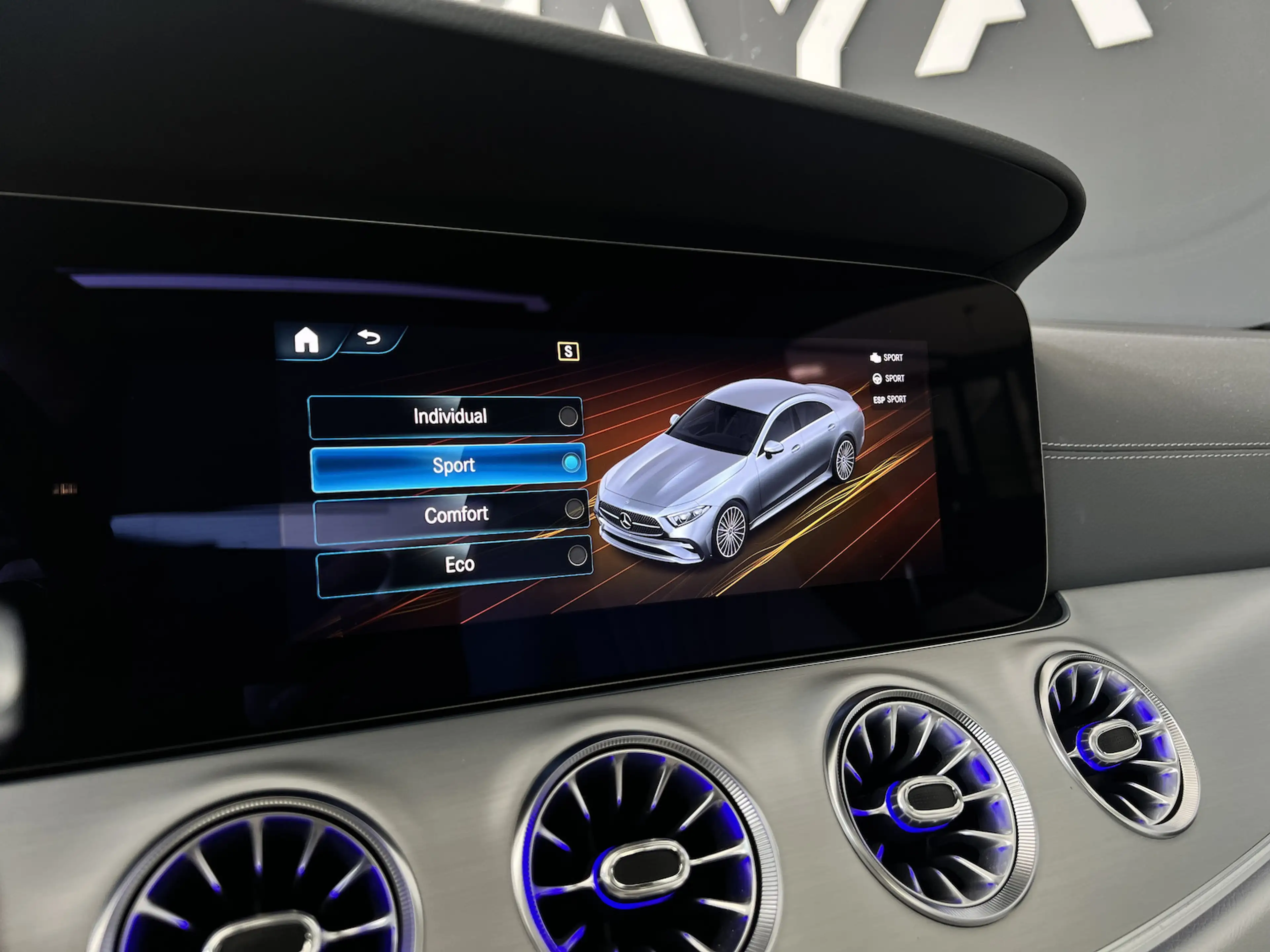Mercedes-Benz CLS 220 d Avantgarde*WIDESCREEN*S-DACH*NAVI* — photo 16