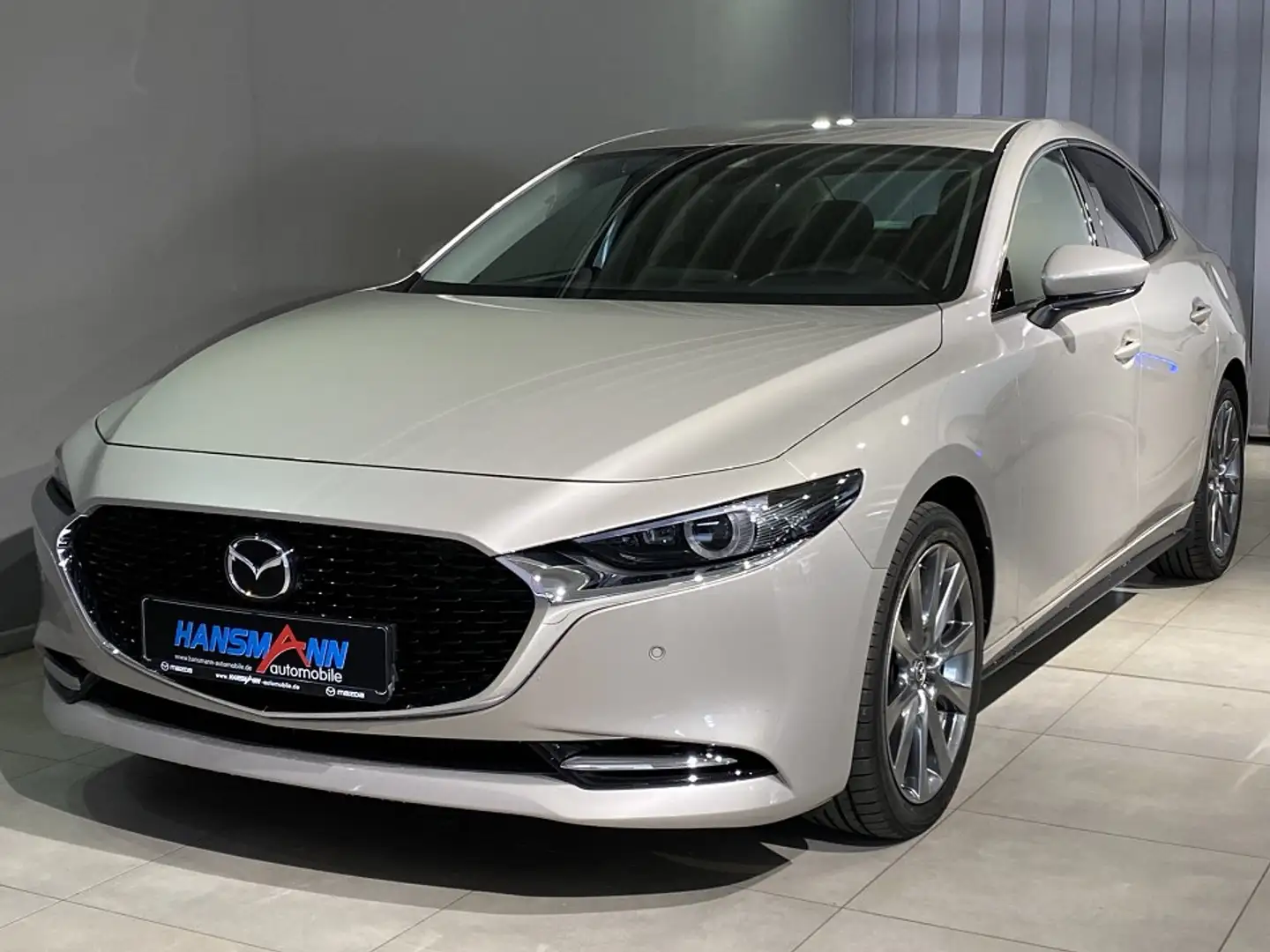 Mazda 3 FB Selection X-186/AT/Design-P./Premium-P./Navi/He Срібний - 1