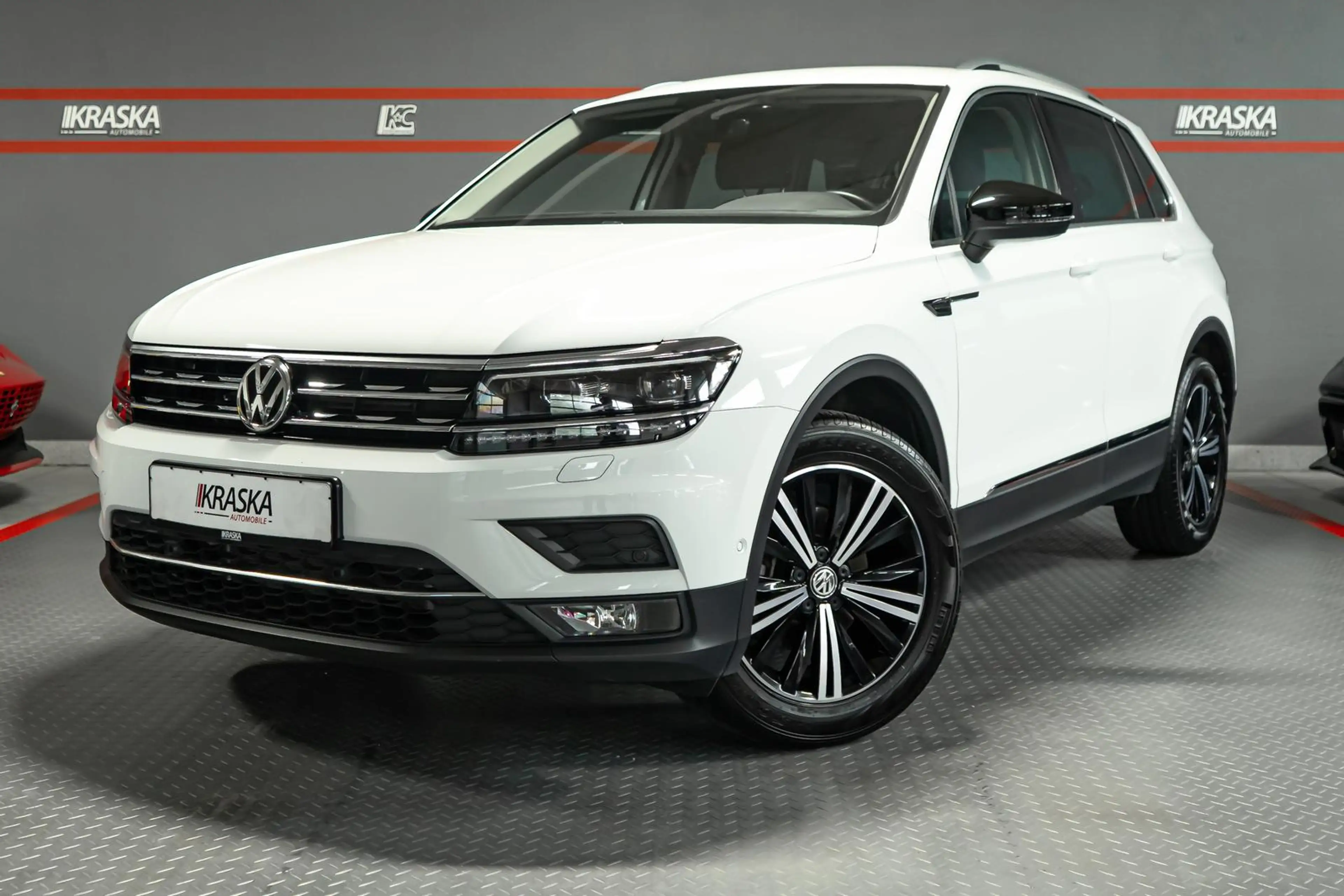 Volkswagen Tiguan 1.5 TSI LED AHK RFK SHZ 18" APP IQ.DRIVE — photo 2