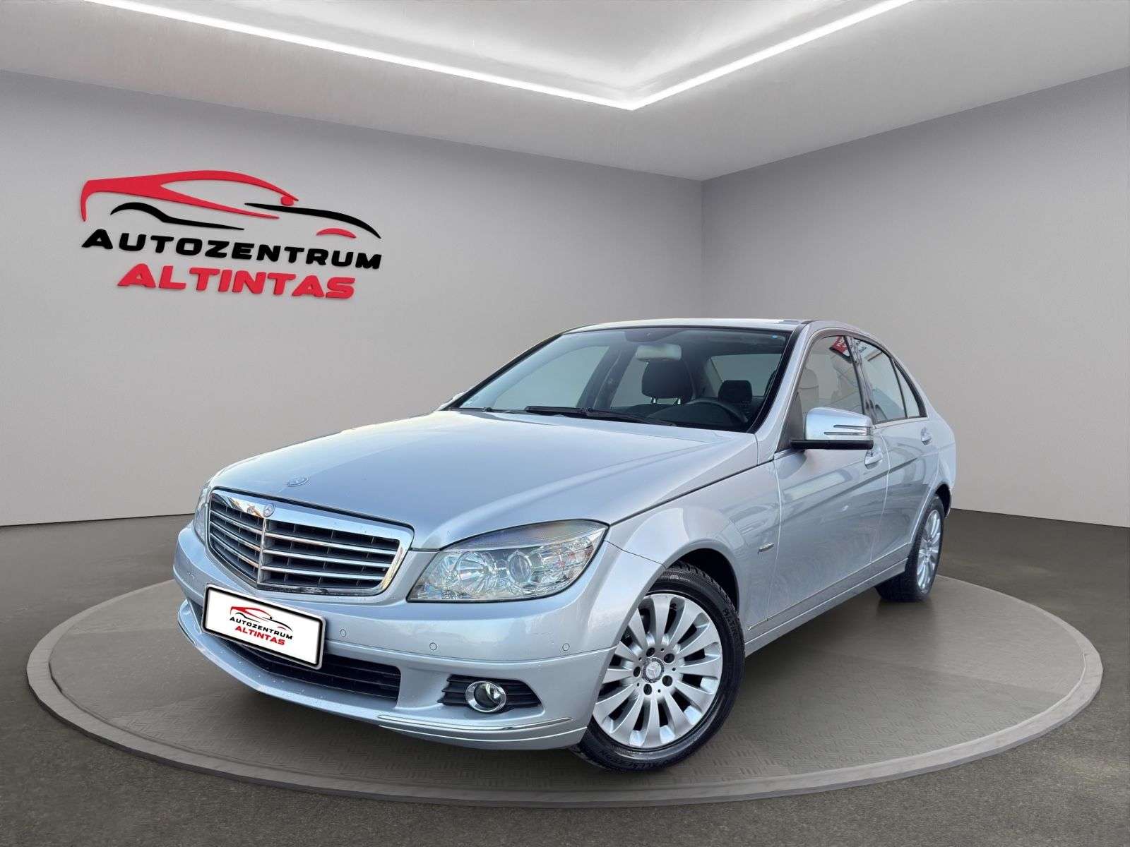Second hand Mercedes Benz C-Class 180