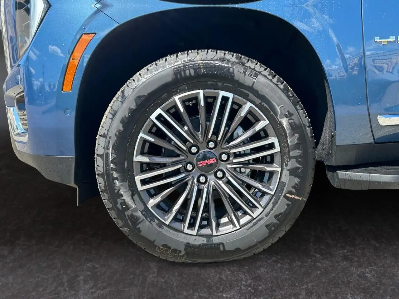 GMC Yukon photo GMC Yukon