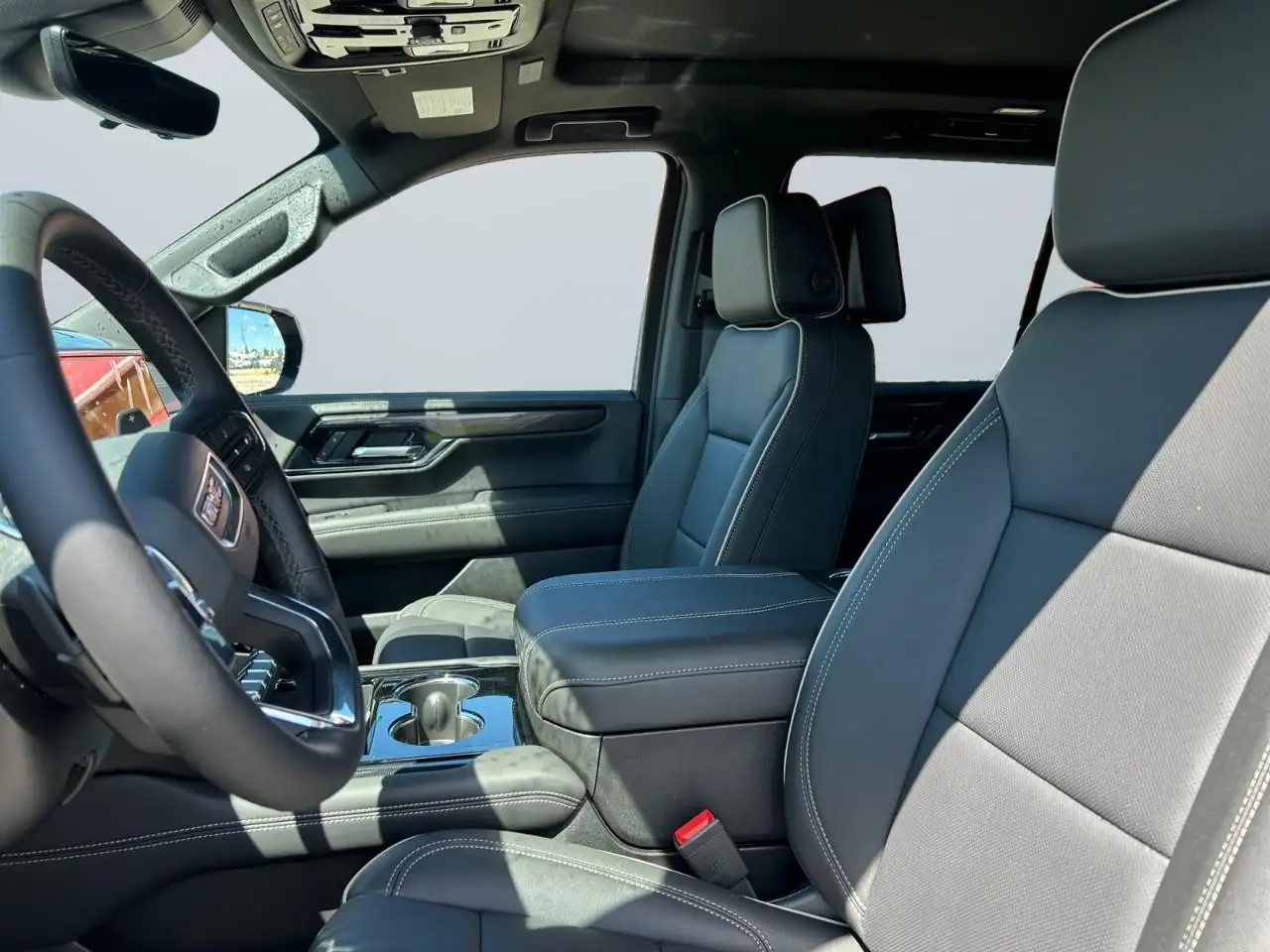 GMC Yukon photo GMC Yukon
