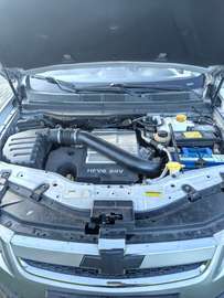 3.2 4WD 7 Sitzer LT