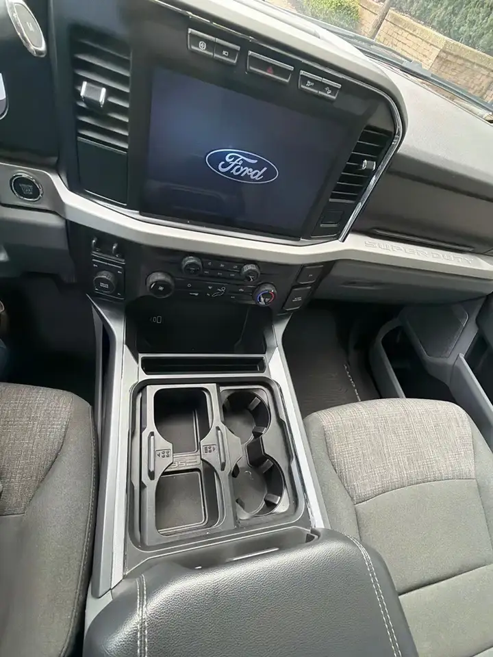 Ford F 350 снимка Ford F 350