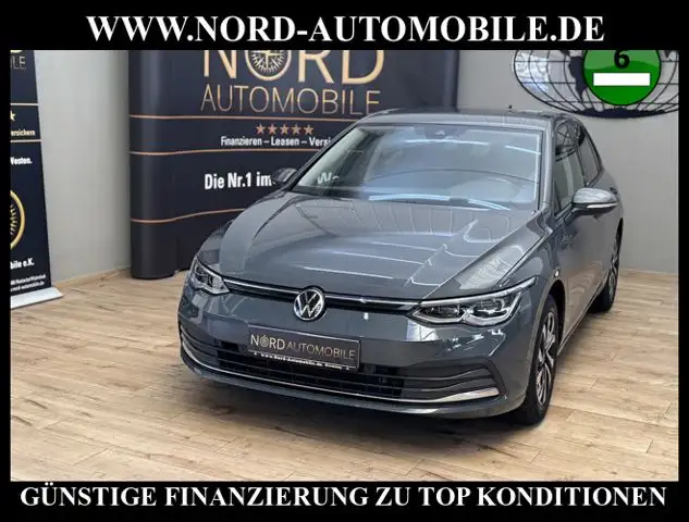 Volkswagen Golf view 4