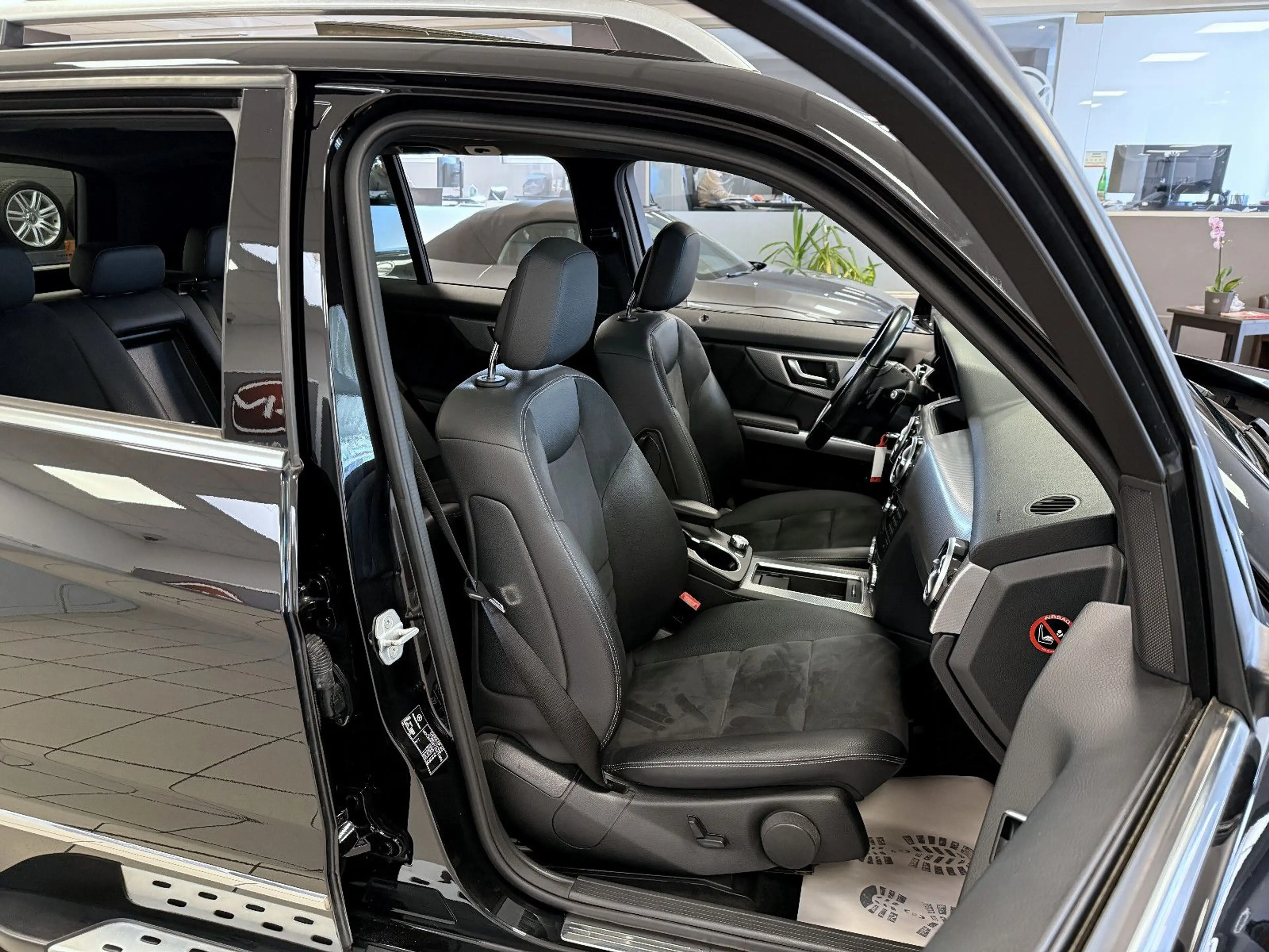 Mercedes-Benz GLK 220 CDI BE 4Matic *PanoSD*AHK*Bi-Xenon*Leder — photo 14