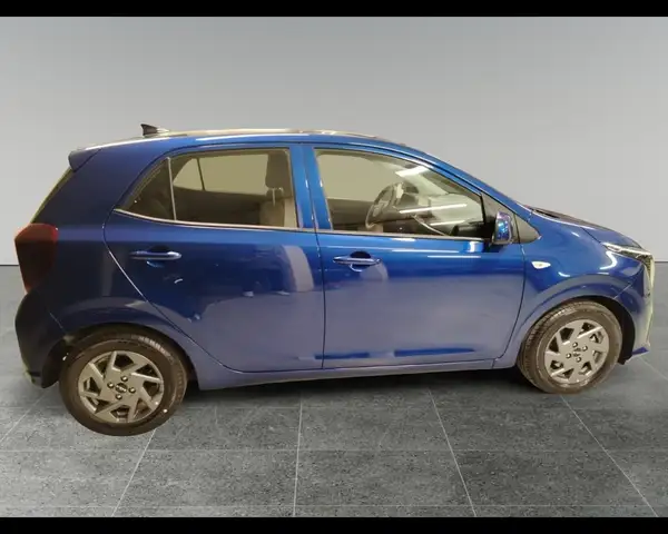 Kia Picanto view 4