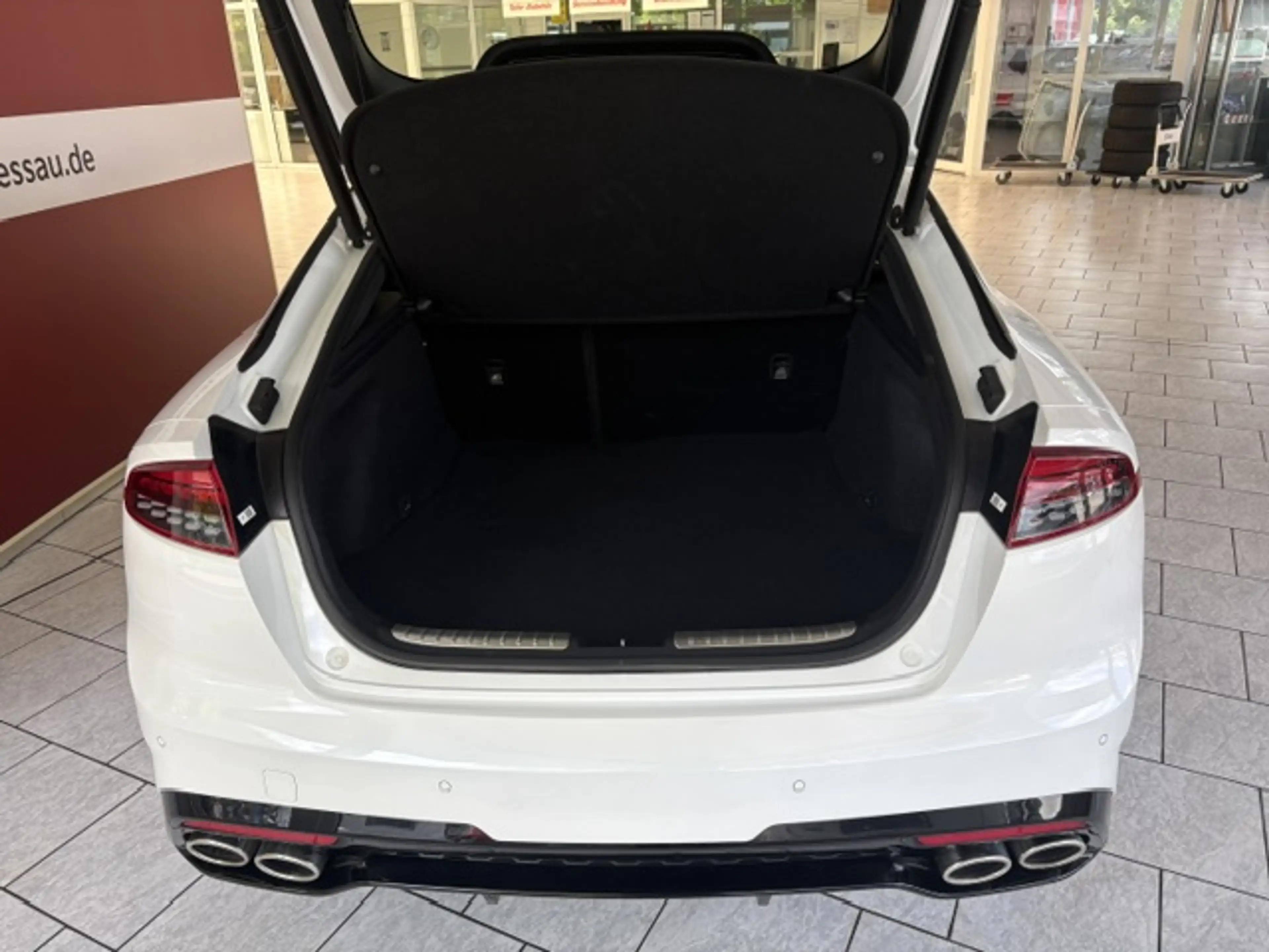 Kia Stinger GT 4WD *BASTUCK* LED 360° Kamera — photo 7
