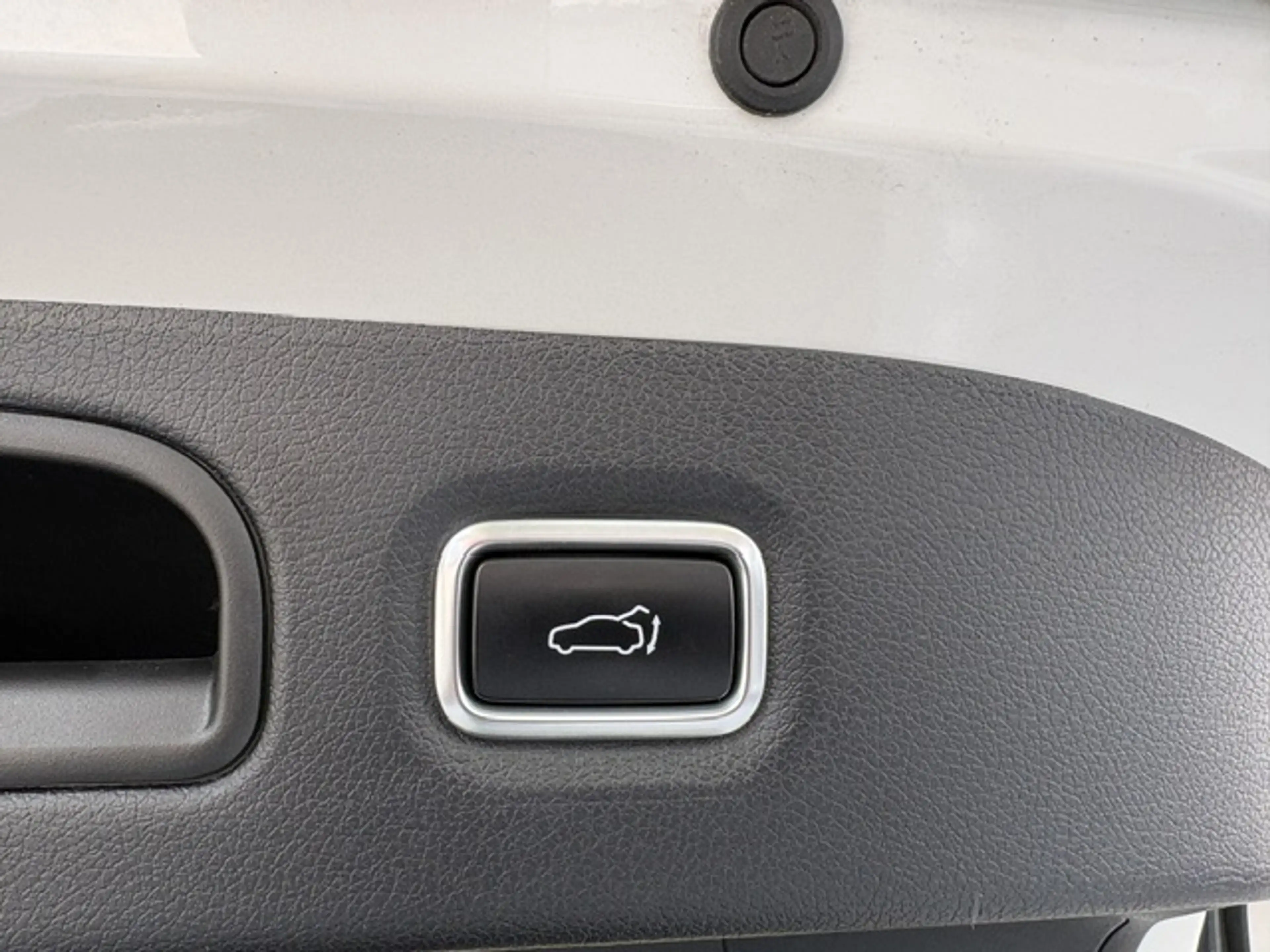 Kia Stinger GT 4WD *BASTUCK* LED 360° Kamera — photo 8