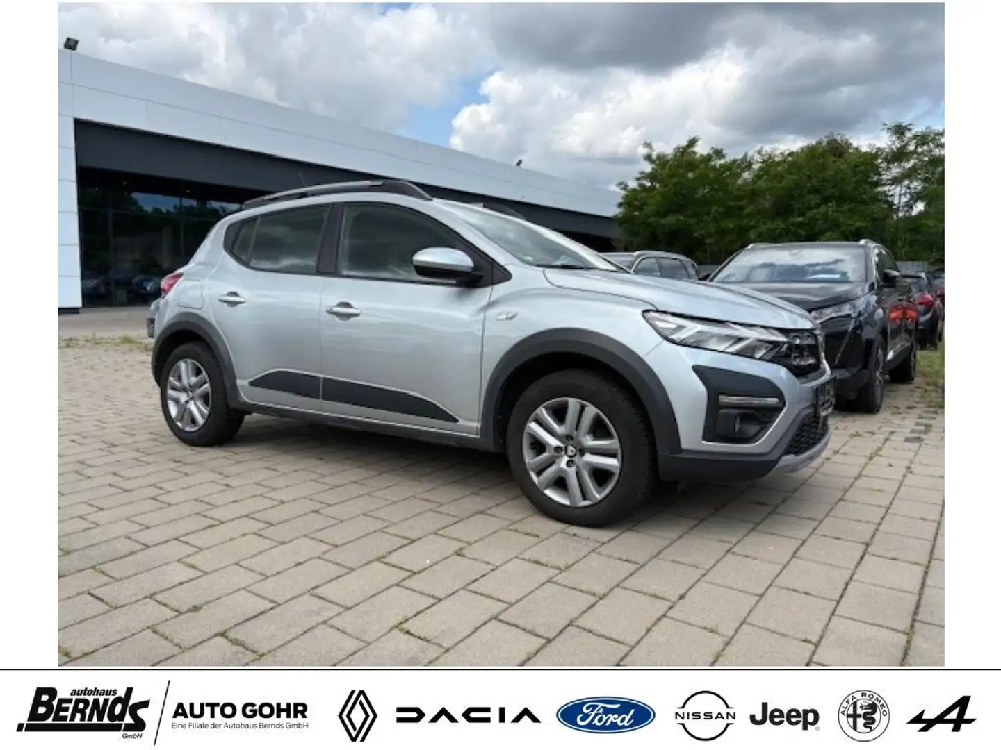 Dacia Sandero Stepway TCe 90 Comfort RÜCKFAHRKAMERA KLIMA NAVIG. Silber - 2