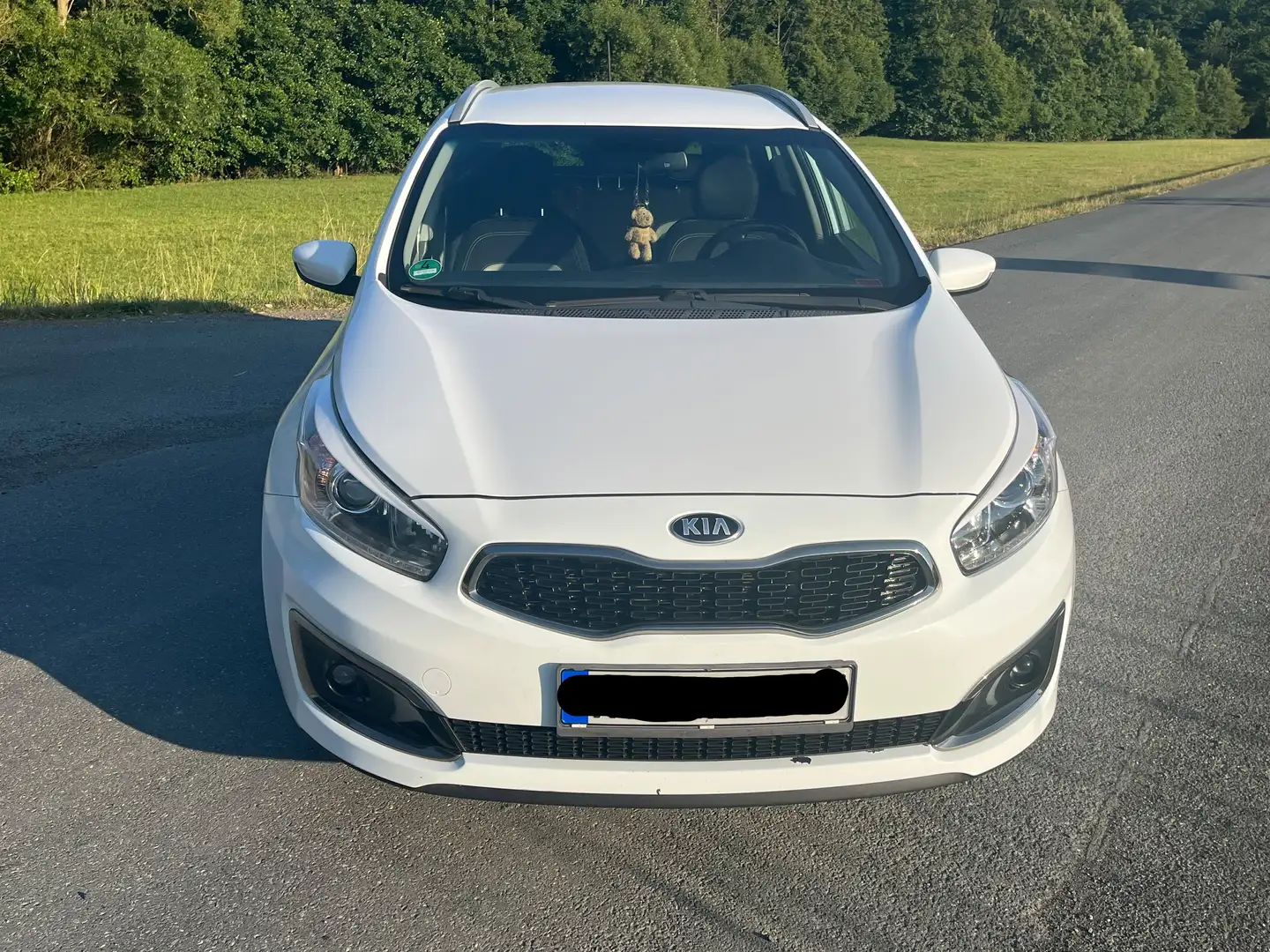 Kia Ceed SW / cee'd SW Ceed 1.6 CRDi 136 ISG SW UEFA EURO 2016 Weiß - 2