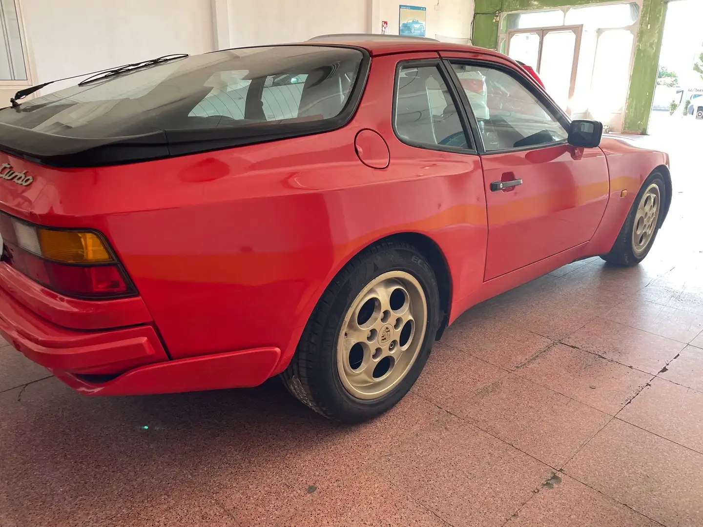 Porsche 944 Turbo 220 cv. Roşu - 2