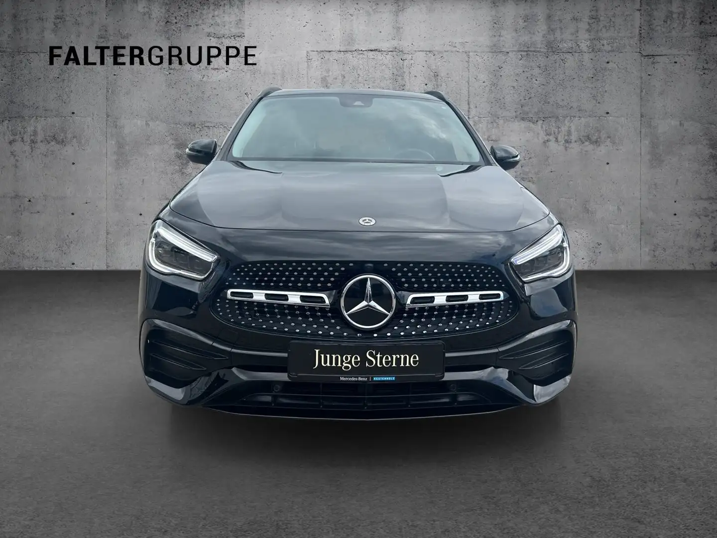 Mercedes-Benz GLA 220 GLA 220d 4M AMG+NIGHT+KAM+AHK+EASYP+MLED+MULTI-K Schwarz - 2