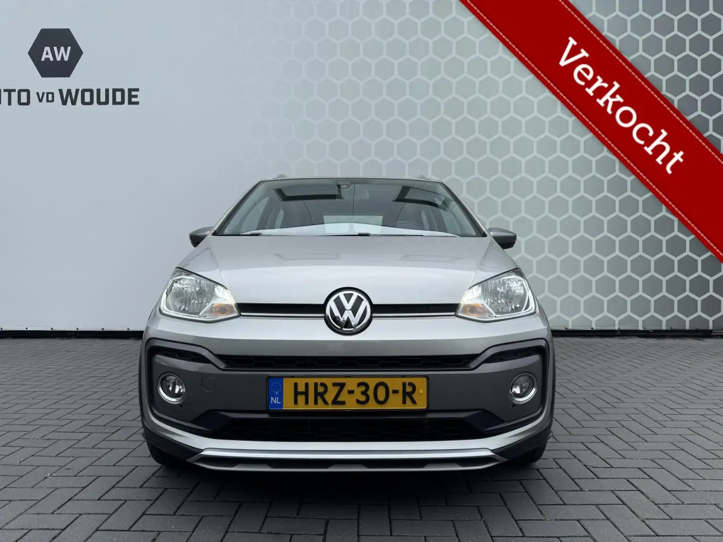Volkswagen up! 1.0 TSI BMT cross up! Nieuwstaat! Gris - 2