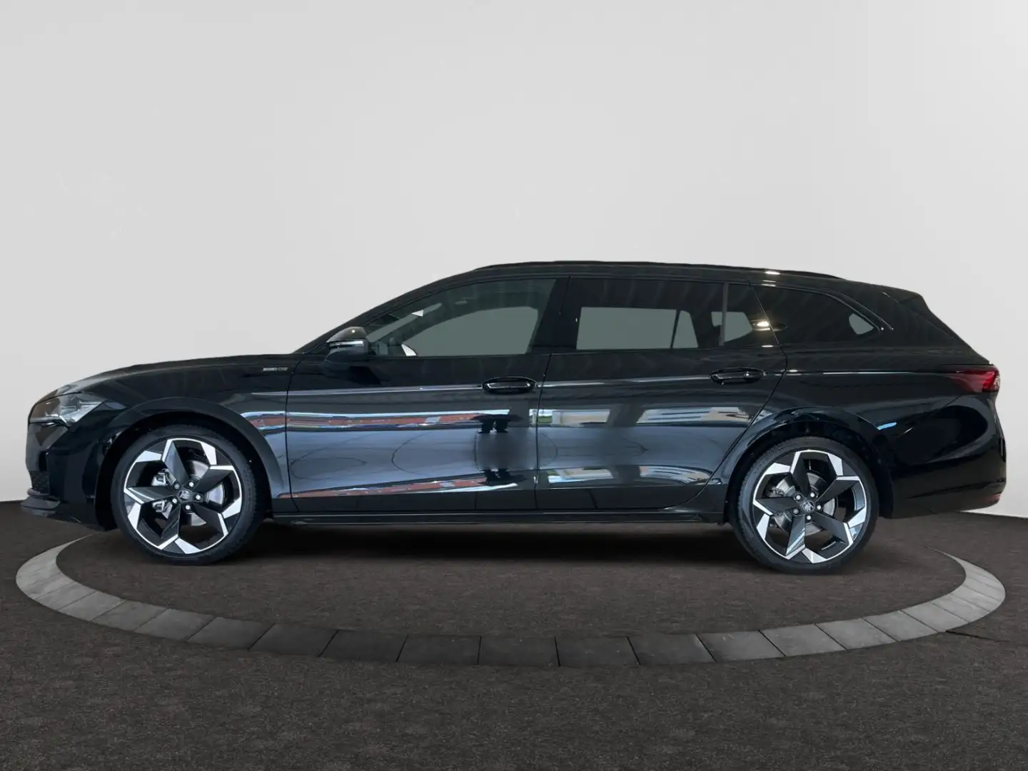 Skoda Superb Combi 2.0TDI DSG SPORTLINE inkl.AHK,InfPl Czarny - 2
