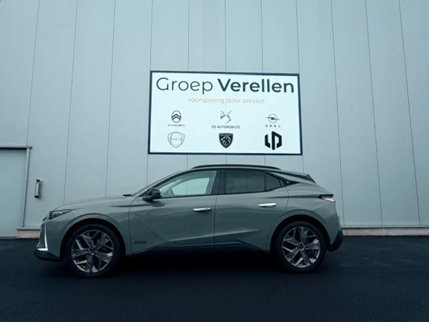 DS Automobiles DS 4 Performance Line + AUT / Full Grau - 2