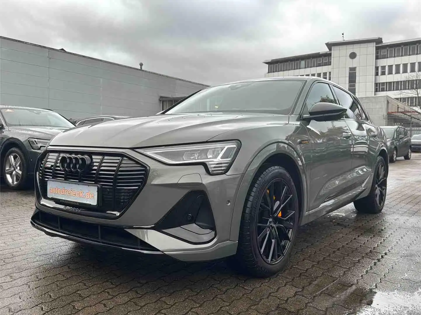 Audi e-tron 50 2x S line BLACK EDITION ACC HuD PANO Grau - 1