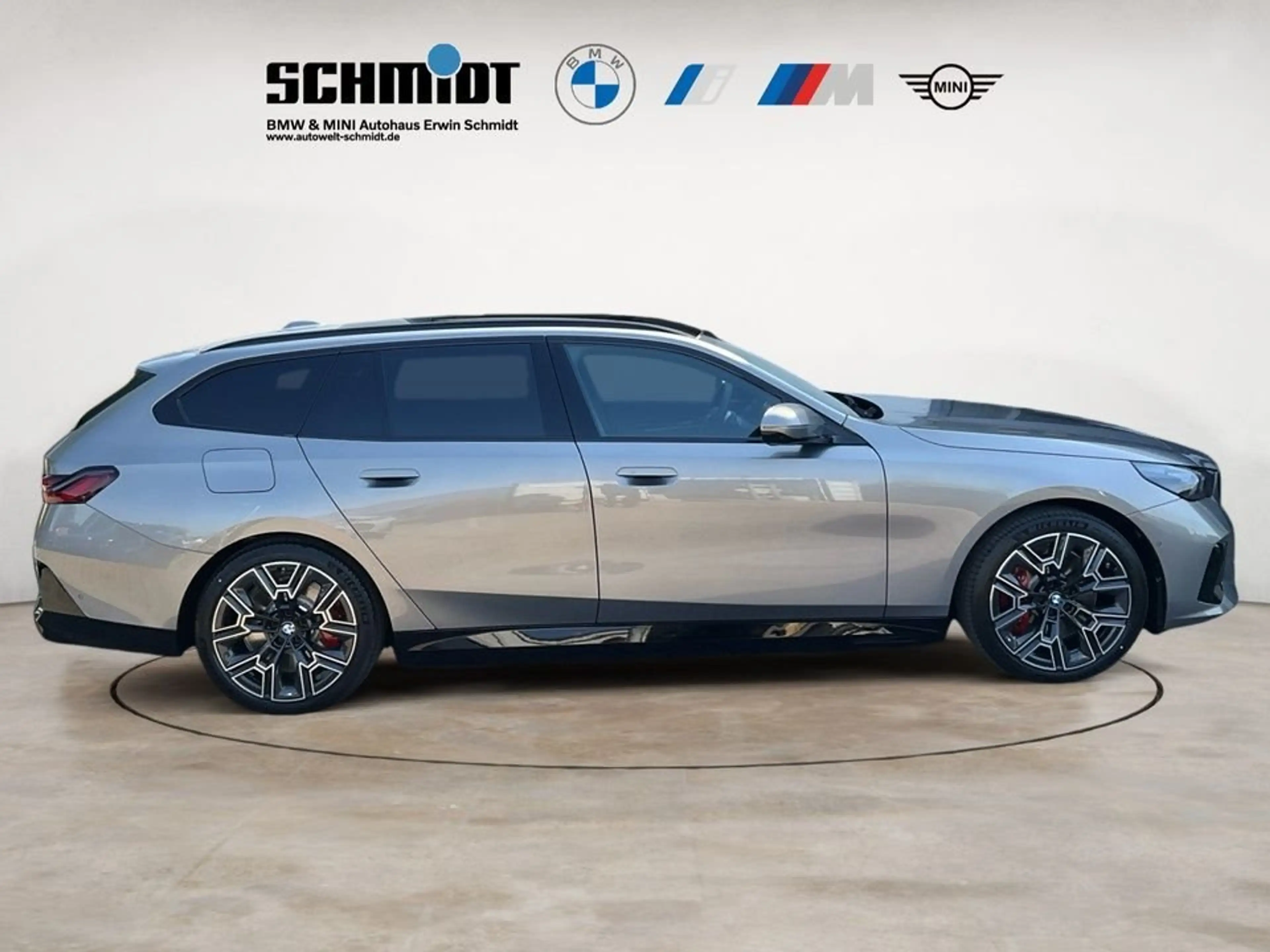 BMW 550 e xDrive Touring M Sportpaket UPE 102.400 EUR — photo 7