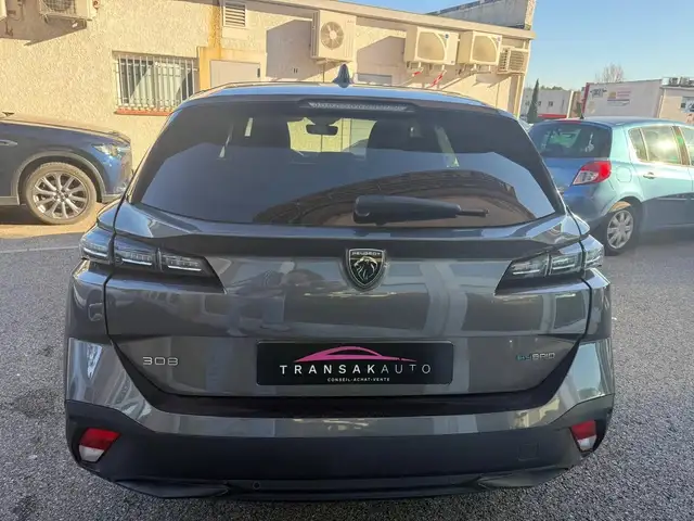 Peugeot 308 view 6