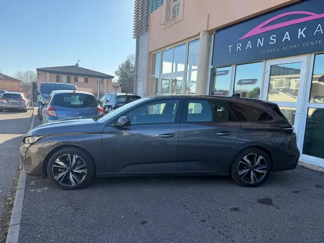 Peugeot 308 view 8