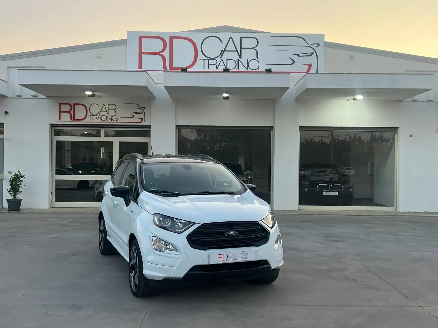 Ford EcoSport 1.5 tdci ST-Line Black Edition awd s Bianco - 1