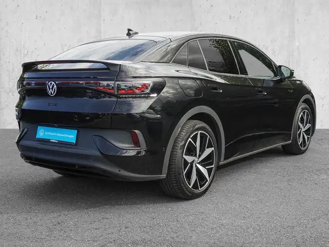 Volkswagen Id.5 view 4