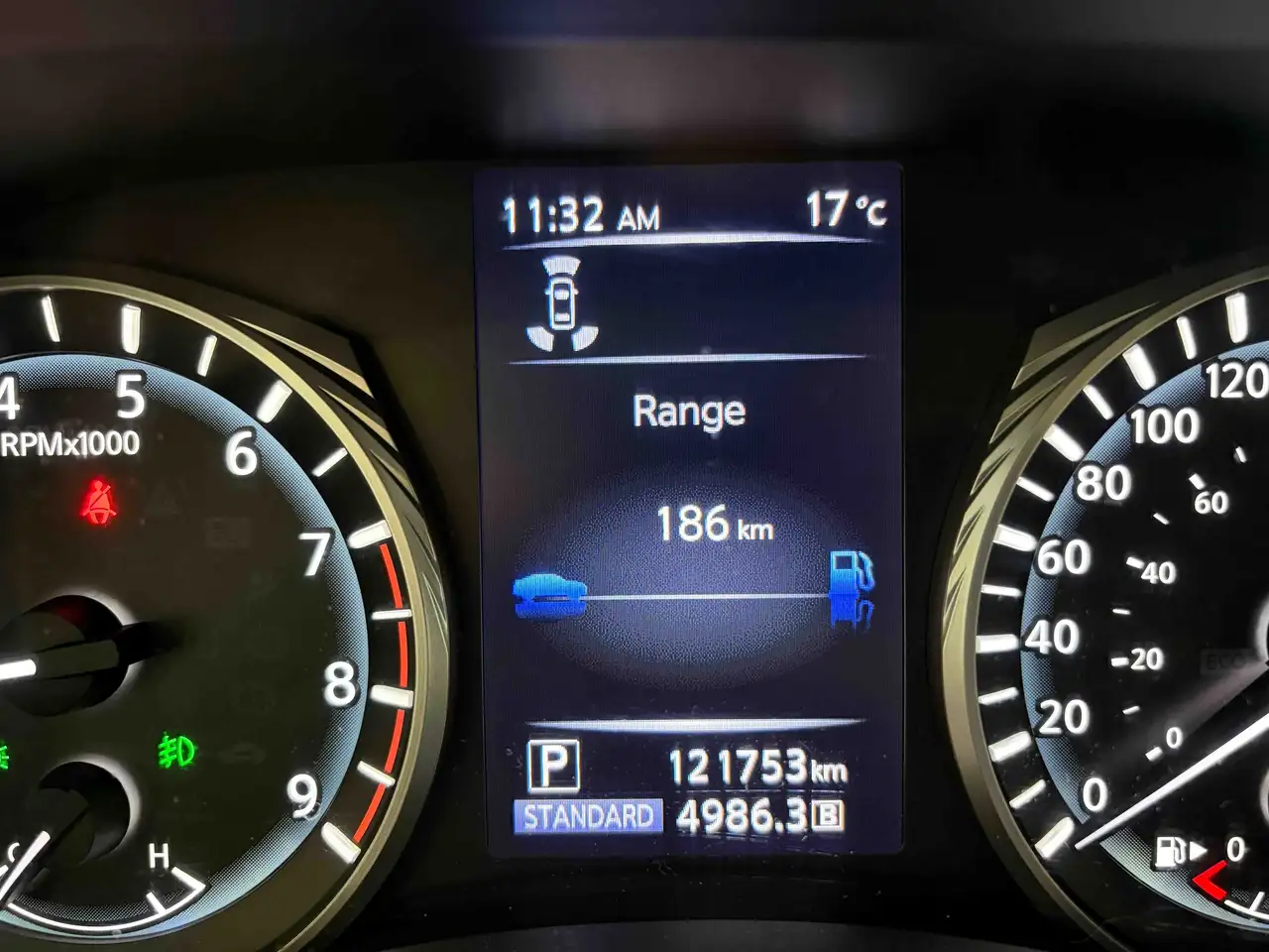 Infiniti Q50 снимка Infiniti Q50