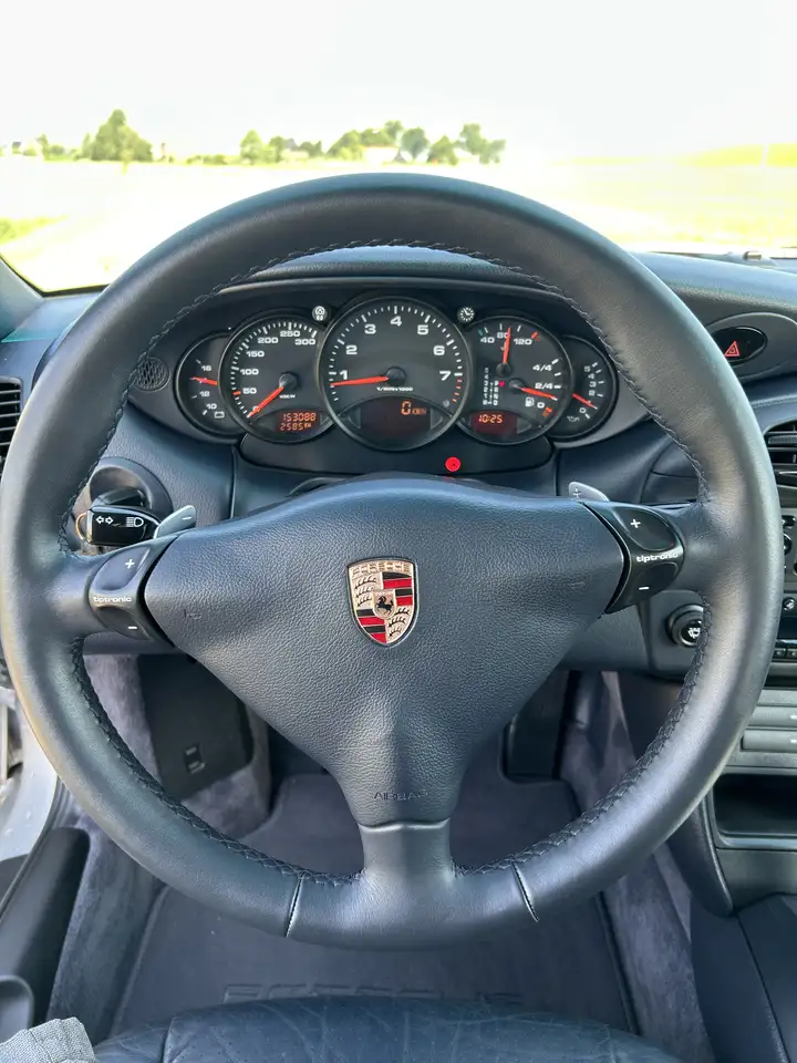 Porsche 911 3.4 Coupé Carrera Tiptronic, foto 8