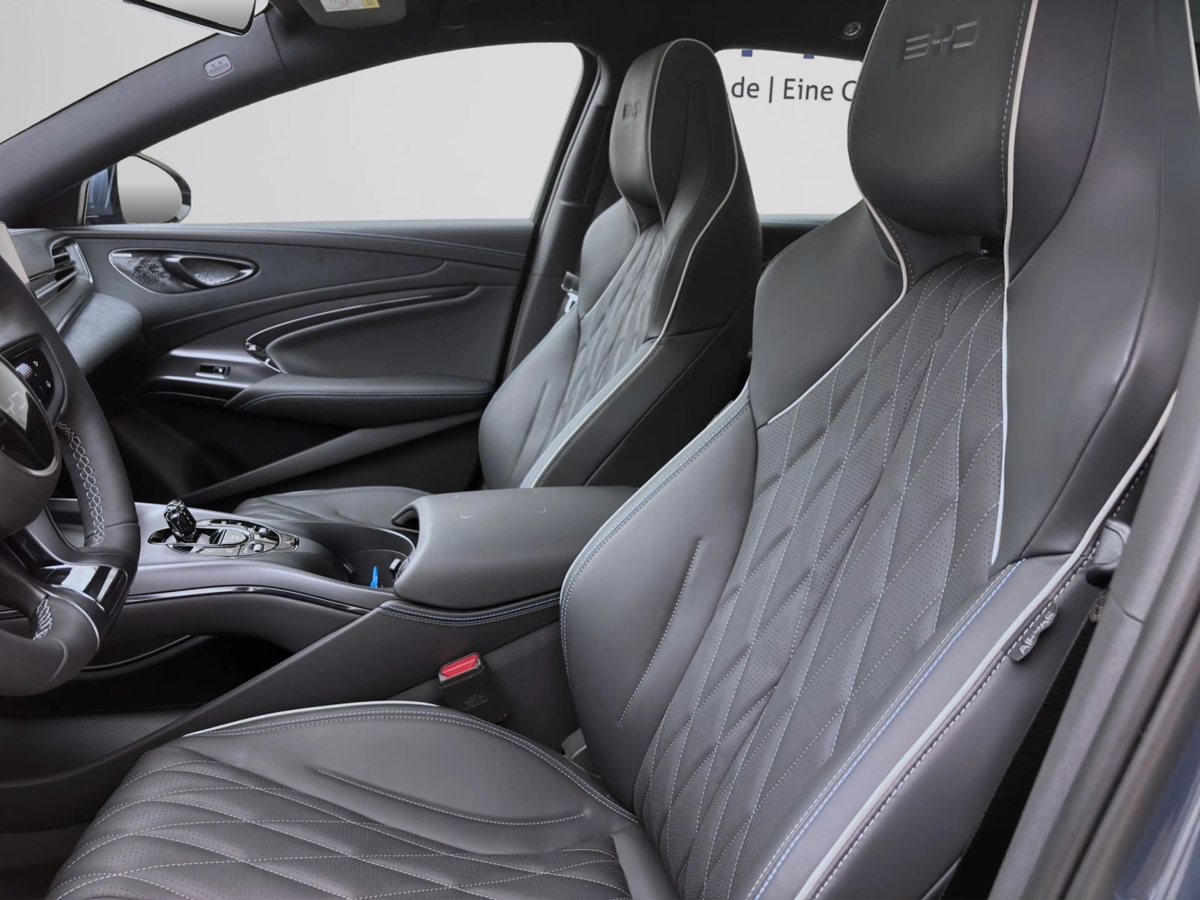 BYD Seal COMFORT 360* NAVI LM18 PANO PDC — photo 10